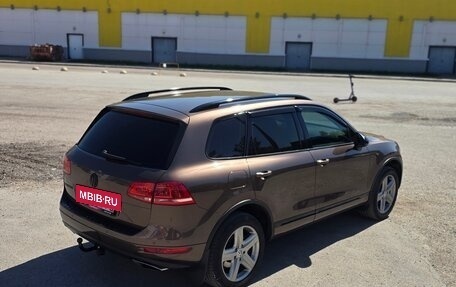 Volkswagen Touareg III, 2011 год, 2 200 000 рублей, 7 фотография