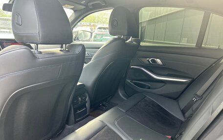 BMW 3 серия, 2019 год, 3 600 000 рублей, 16 фотография