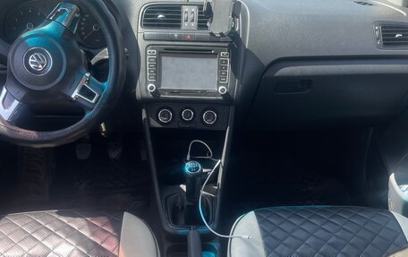 Volkswagen Polo VI (EU Market), 2012 год, 490 000 рублей, 6 фотография