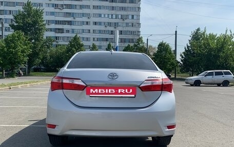 Toyota Corolla, 2018 год, 1 780 000 рублей, 2 фотография