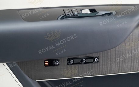 Rolls-Royce Cullinan, 2018 год, 29 300 000 рублей, 22 фотография