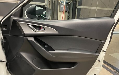 Mazda 3, 2017 год, 1 450 000 рублей, 15 фотография