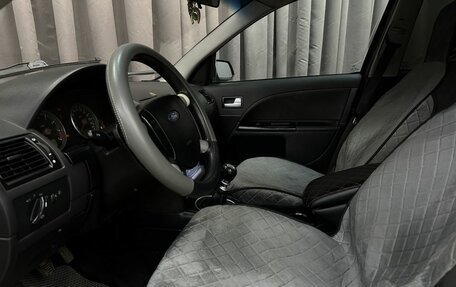 Ford Mondeo III, 2003 год, 279 777 рублей, 6 фотография