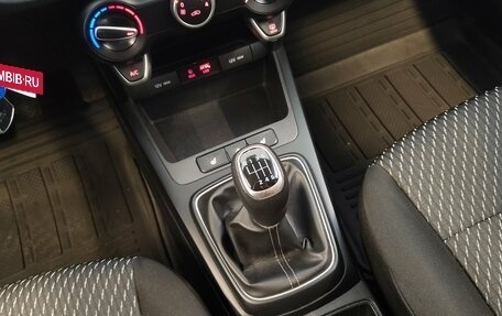 KIA Rio IV, 2019 год, 12 фотография