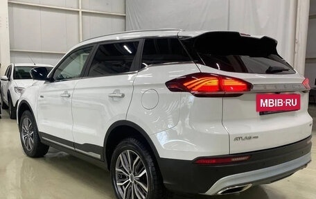 Geely Atlas, 2022 год, 1 692 000 рублей, 7 фотография