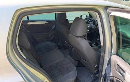 Volkswagen Golf VI, 2010 год, 700 000 рублей, 11 фотография