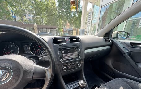 Volkswagen Golf VI, 2010 год, 700 000 рублей, 16 фотография