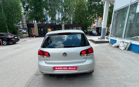 Volkswagen Golf VI, 2010 год, 700 000 рублей, 4 фотография