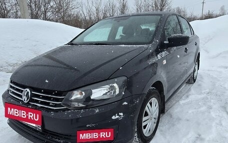 Volkswagen Polo VI (EU Market), 2018 год, 1 100 000 рублей, 2 фотография