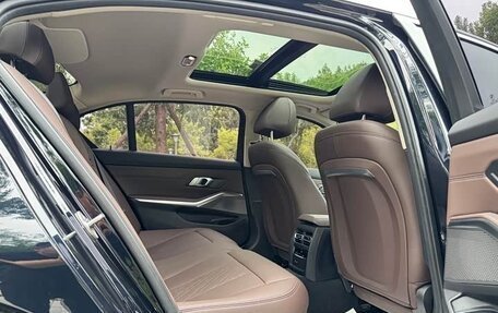 BMW 3 серия, 2023 год, 3 290 000 рублей, 14 фотография