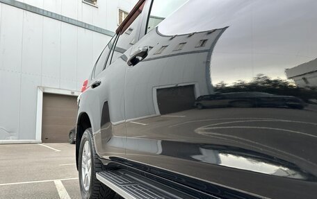 Toyota Land Cruiser Prado 150 рестайлинг 2, 2012 год, 3 999 000 рублей, 16 фотография