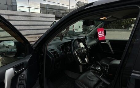 Toyota Land Cruiser Prado 150 рестайлинг 2, 2012 год, 3 999 000 рублей, 17 фотография
