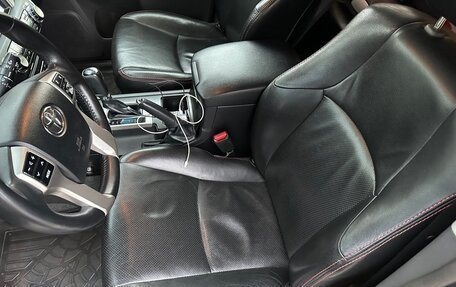 Toyota Land Cruiser Prado 150 рестайлинг 2, 2012 год, 3 999 000 рублей, 24 фотография
