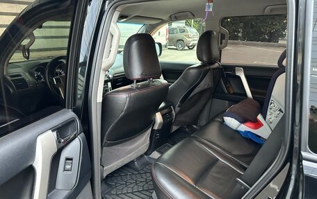 Toyota Land Cruiser Prado 150 рестайлинг 2, 2012 год, 3 999 000 рублей, 25 фотография