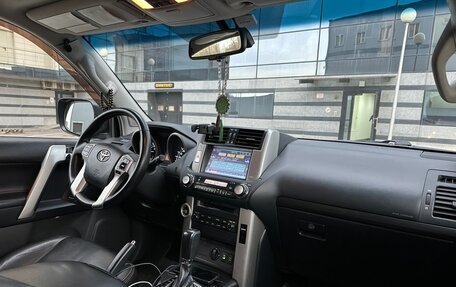 Toyota Land Cruiser Prado 150 рестайлинг 2, 2012 год, 3 999 000 рублей, 37 фотография