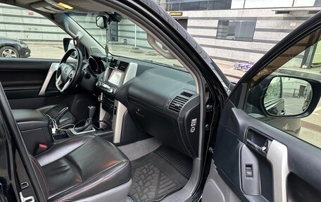 Toyota Land Cruiser Prado 150 рестайлинг 2, 2012 год, 3 999 000 рублей, 34 фотография