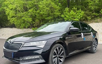 Skoda Superb III рестайлинг, 2023 год, 2 000 000 рублей, 1 фотография
