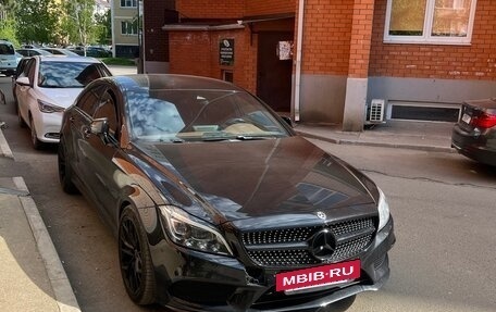 Mercedes-Benz CLS, 2015 год, 2 950 000 рублей, 2 фотография