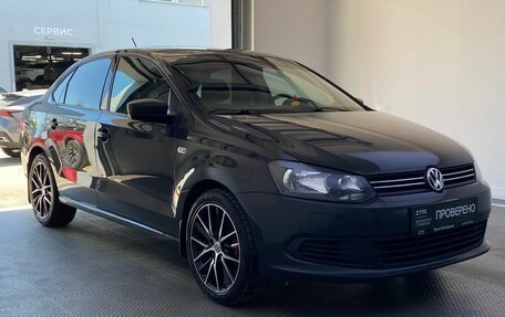 Volkswagen Polo VI (EU Market), 2014 год, 875 000 рублей, 3 фотография