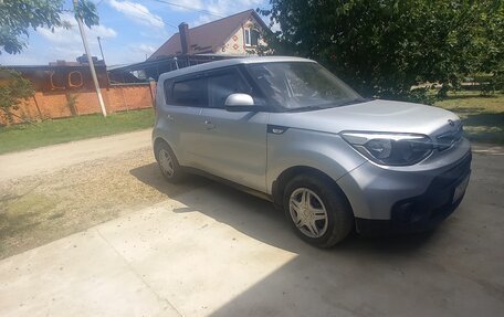 KIA Soul II рестайлинг, 2017 год, 1 400 000 рублей, 2 фотография