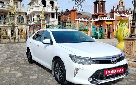 Toyota Camry, 2017 год, 1 965 000 рублей, 2 фотография