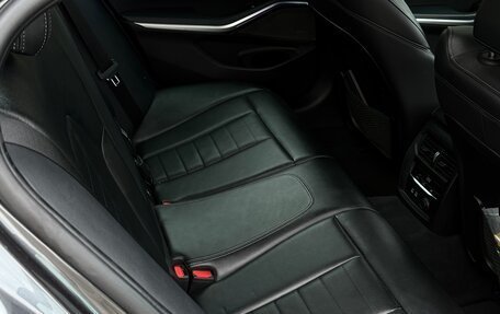 BMW 3 серия, 2019 год, 3 450 000 рублей, 13 фотография