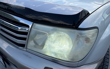Toyota Land Cruiser 100 рестайлинг 2, 2006 год, 2 600 000 рублей, 6 фотография