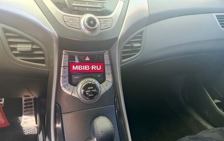 Hyundai Elantra V, 2012 год, 950 000 рублей, 10 фотография