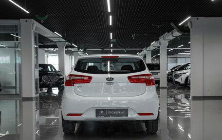 KIA Rio III рестайлинг, 2013 год, 1 100 000 рублей, 6 фотография