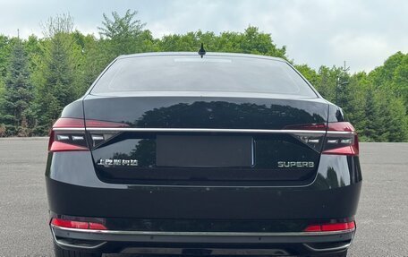 Skoda Superb III рестайлинг, 2023 год, 2 000 000 рублей, 5 фотография