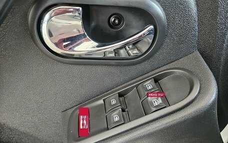 Renault Duster I рестайлинг, 2016 год, 1 330 000 рублей, 16 фотография