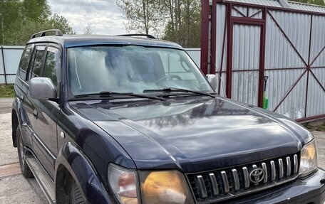 Toyota Land Cruiser 100 рестайлинг 2, 1999 год, 860 000 рублей, 1 фотография
