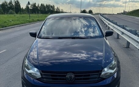 Volkswagen Polo VI (EU Market), 2011 год, 550 000 рублей, 1 фотография