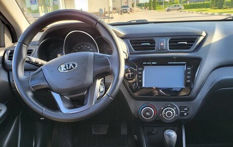 KIA Rio III рестайлинг, 2013 год, 930 000 рублей, 9 фотография