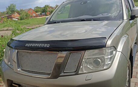 Nissan Pathfinder, 2012 год, 1 850 000 рублей, 2 фотография