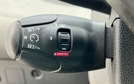 Peugeot 308 II, 2011 год, 375 000 рублей, 36 фотография