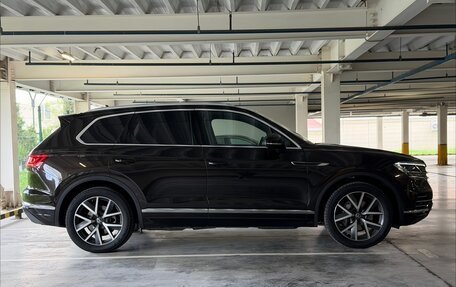 Volkswagen Touareg III, 2021 год, 6 497 000 рублей, 4 фотография