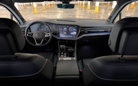 Volkswagen Touareg III, 2021 год, 6 497 000 рублей, 17 фотография