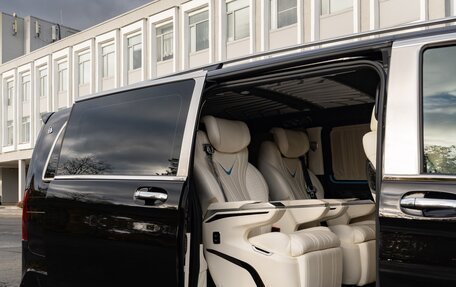 Mercedes-Benz V-Класс, 2021 год, 7 899 000 рублей, 5 фотография