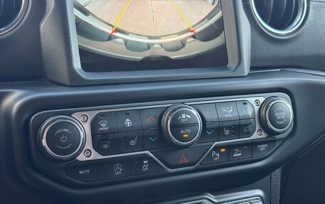 Jeep Wrangler, 2020 год, 5 100 000 рублей, 21 фотография