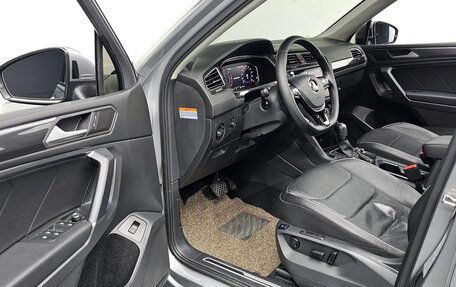 Volkswagen Tiguan II, 2020 год, 2 175 000 рублей, 6 фотография