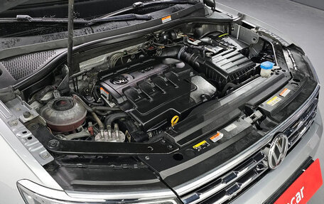 Volkswagen Tiguan II, 2020 год, 2 175 000 рублей, 19 фотография