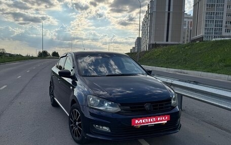 Volkswagen Polo VI (EU Market), 2011 год, 550 000 рублей, 2 фотография