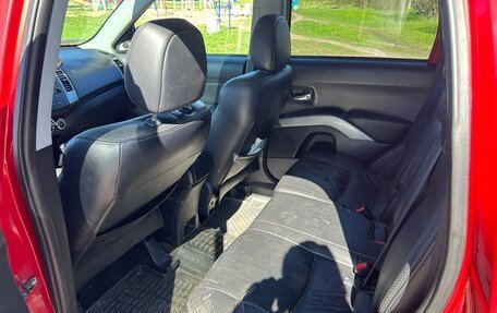 Mitsubishi Outlander III рестайлинг 3, 2008 год, 560 000 рублей, 6 фотография