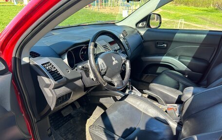 Mitsubishi Outlander III рестайлинг 3, 2008 год, 560 000 рублей, 5 фотография