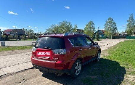Mitsubishi Outlander III рестайлинг 3, 2008 год, 560 000 рублей, 3 фотография