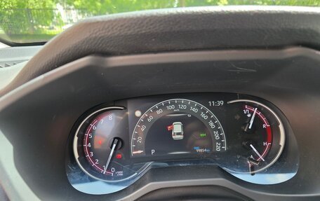 Toyota RAV4, 2019 год, 3 300 000 рублей, 10 фотография