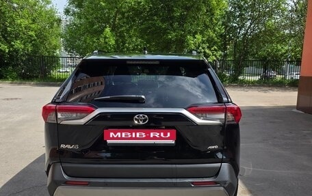 Toyota RAV4, 2019 год, 3 300 000 рублей, 7 фотография