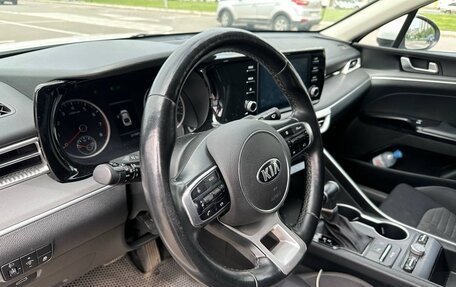 KIA K5, 2021 год, 1 750 000 рублей, 9 фотография