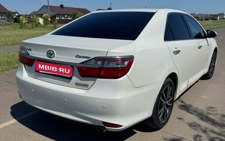 Toyota Camry, 2016 год, 2 000 000 рублей, 6 фотография